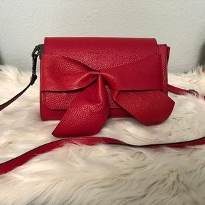 Persaman New York Red Bow Handbag